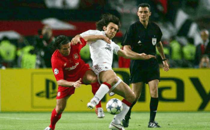 皮尔洛退役意大利两届无缘世界杯,皮尔洛告别米兰