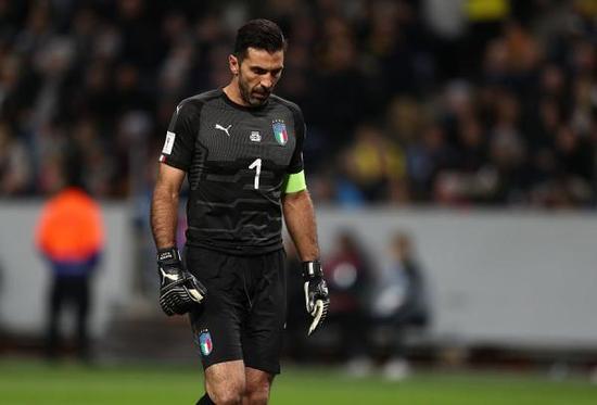 轮回60年,布冯挥泪告别欧洲杯