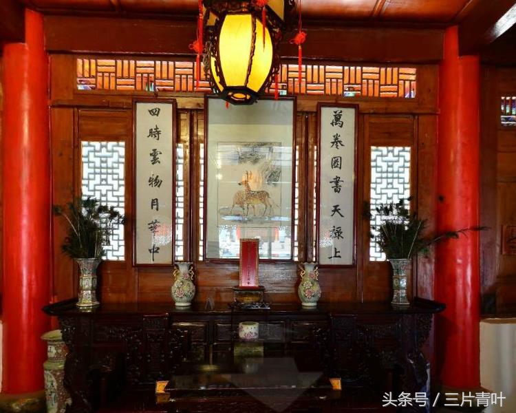 丽江古城木质建筑,紫禁城木府简介