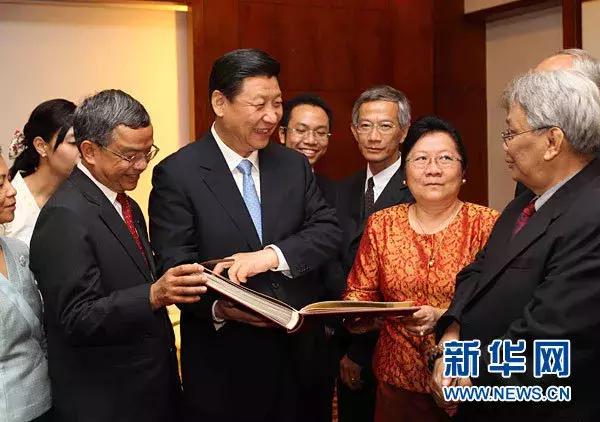 习*平近**出差在饭店见了老同学