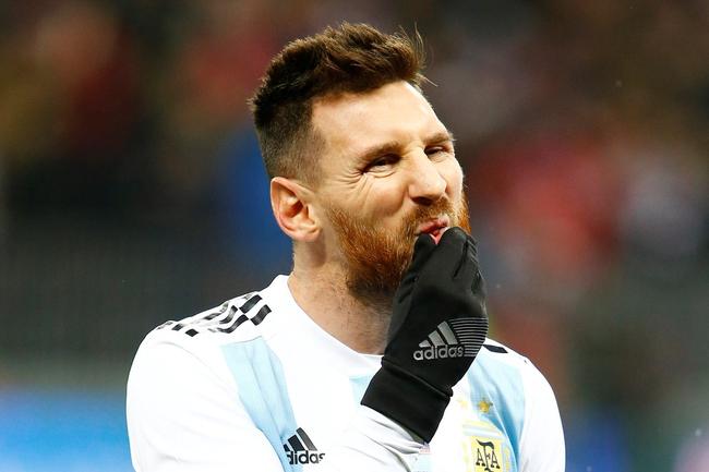 阿根廷没有梅西能踢赢国足吗,世界杯6连胜梅西能拯救阿根廷吗