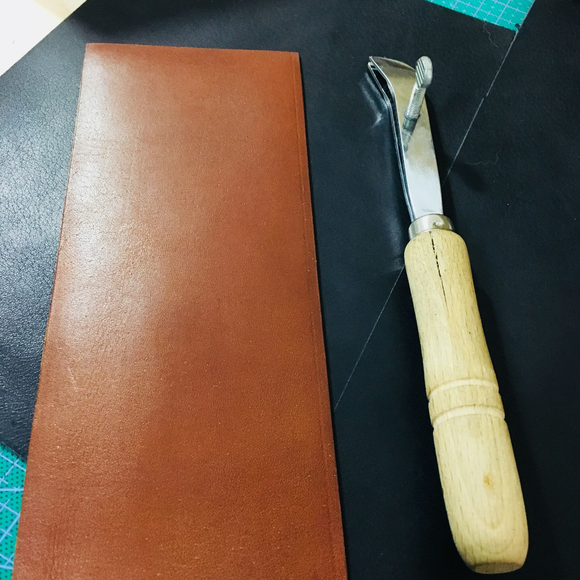 braunbuffel鳄鱼皮男士钱包,hermes爱马仕男士鳄鱼皮钱包