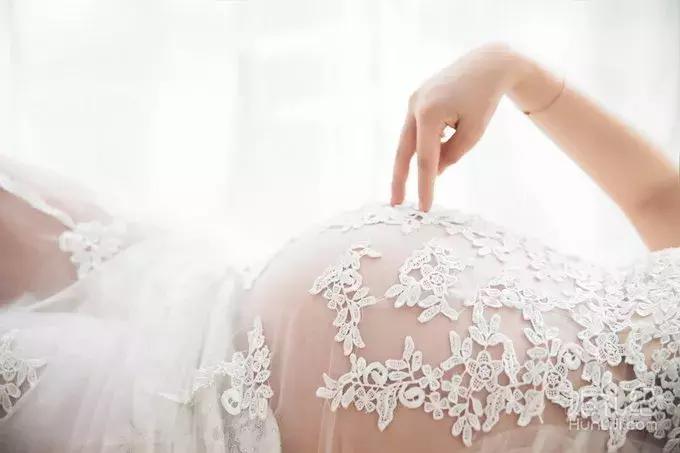 霍思燕怀孕抹什么油防止妊娠纹,霍思燕妊娠纹完整视频