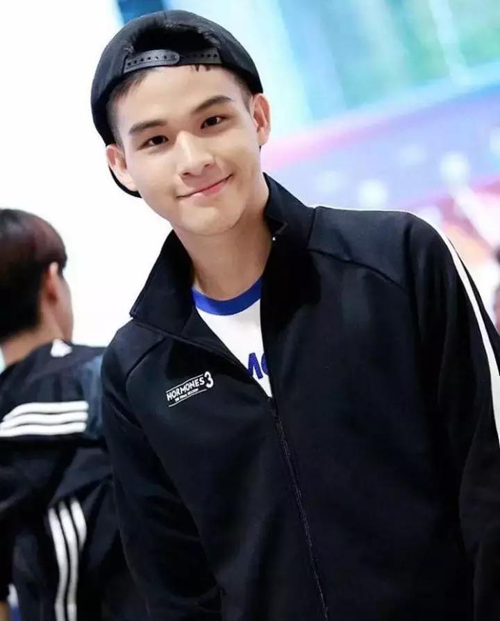 小鲜肉演技烂能超越经典前辈吗,怎样评价一些小鲜肉的演技