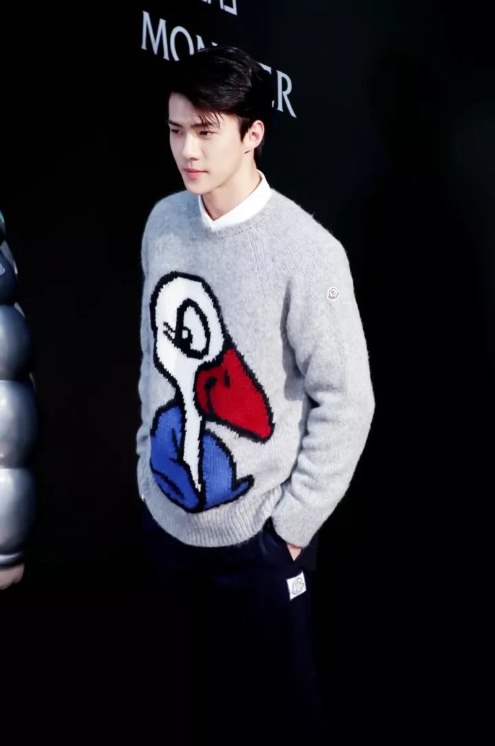 本周TA最潮｜水晶雪莉一酷一美防弹茶蛋*服私**完美碾压