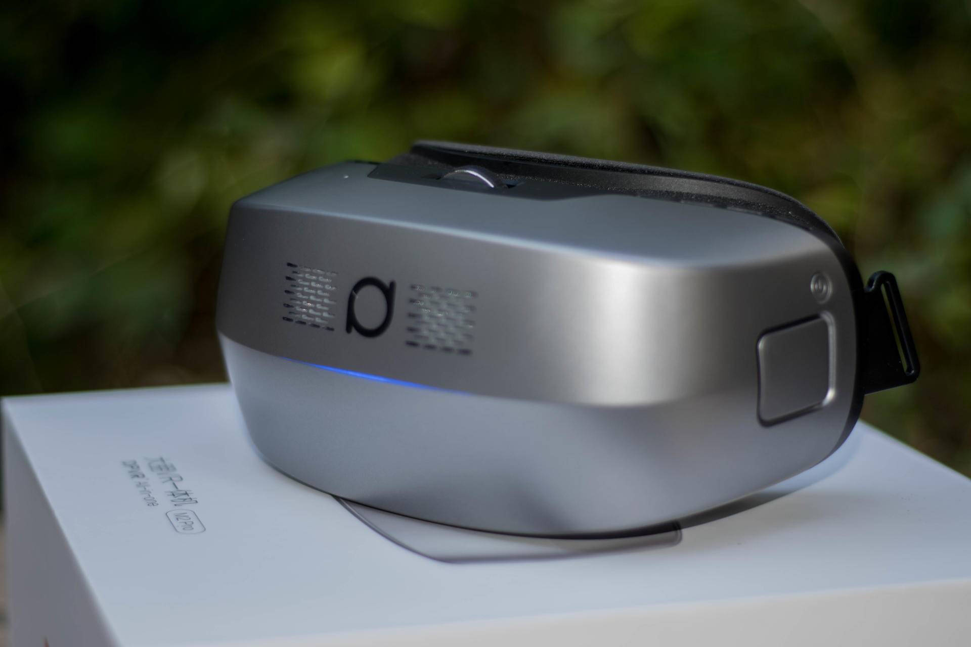 大朋vr一体机m2自带些什么配件,大朋vr一体机4k版界面倾斜