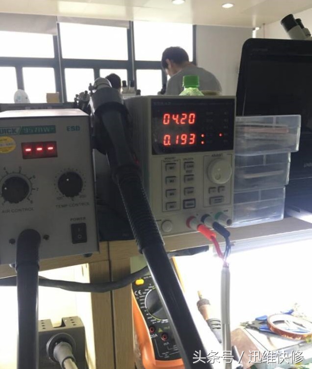 苹果6s主板进水腐蚀严重维修费用,iphone6进水出现什么症状