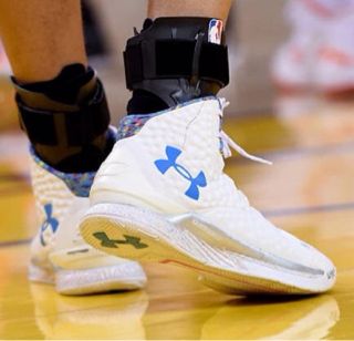 最强nba韦德戴什么护具,科比nba2k20护具