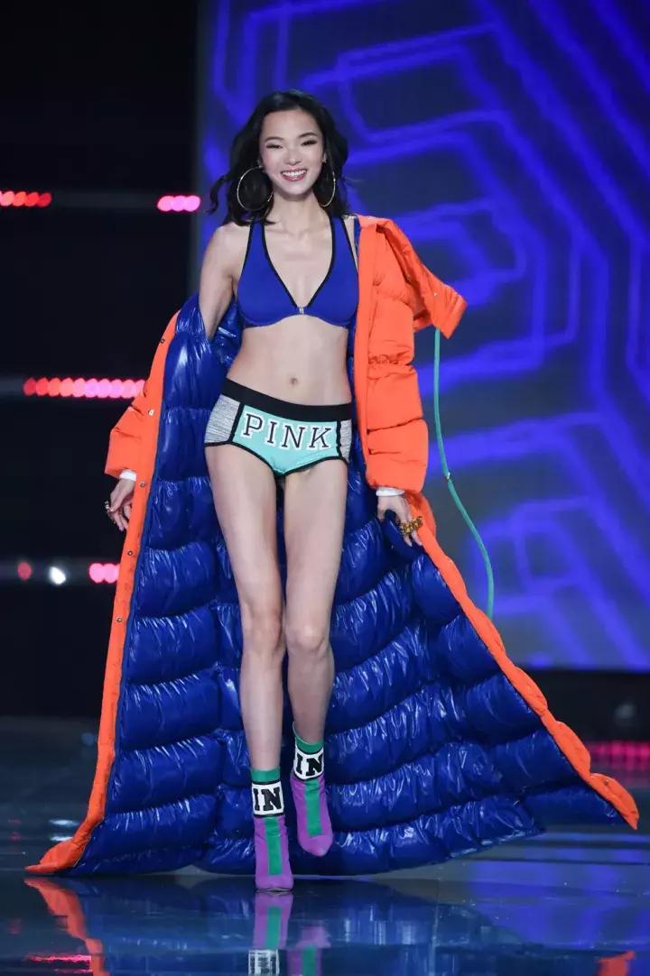 2017年维密秀视频完整版,2017维密秀现场直播