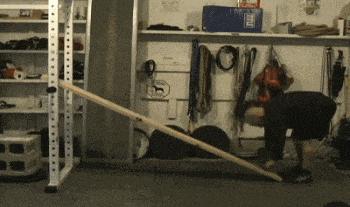 练腹肌用腹肌轮还是其他方式,腹肌轮跪着练能练出腹肌吗