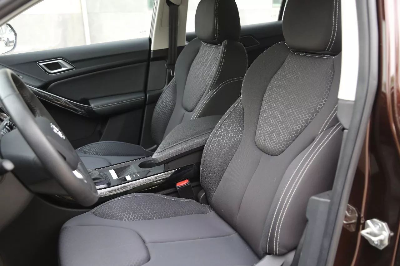 江铃历时6年打造的驭胜S330到底怎么样？