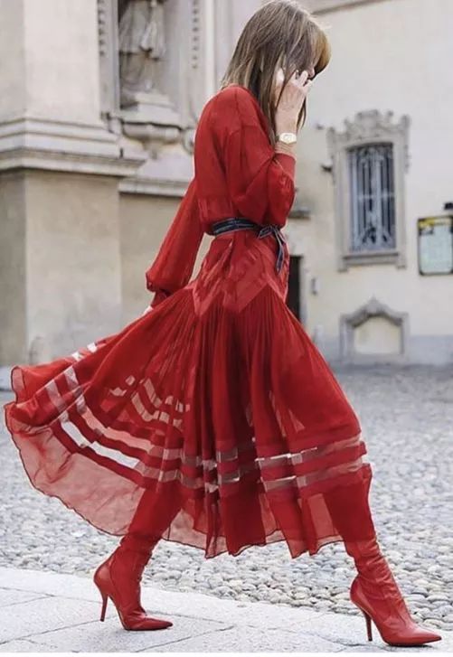 这只包包冲我做了一个鬼脸，我忍不住……