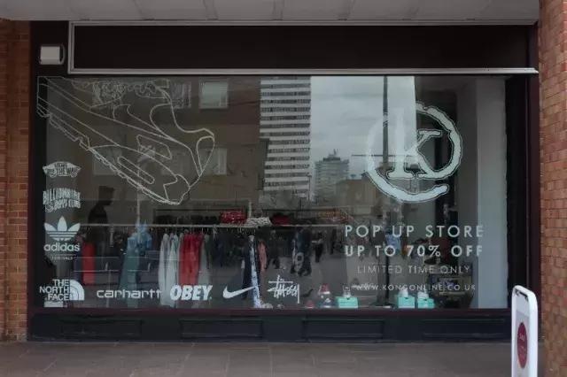 你都在哪家网店买鞋,买鞋去实体店好还是网上好