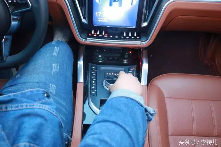 众泰t700究竟值得买吗,众泰T700深度测评