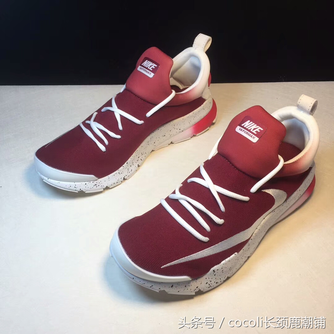 盘点那些年穿过的鞋子,袜子鞋什么时候开始流行