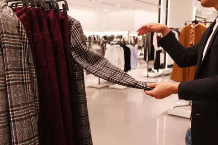 中国最大的第二个zara店,zara上海第一家门店