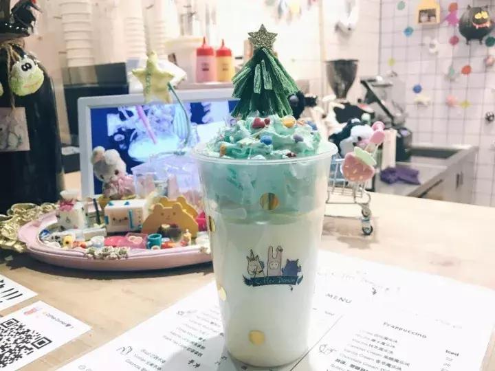 纪梵希37丝绒限定,甜品界品牌