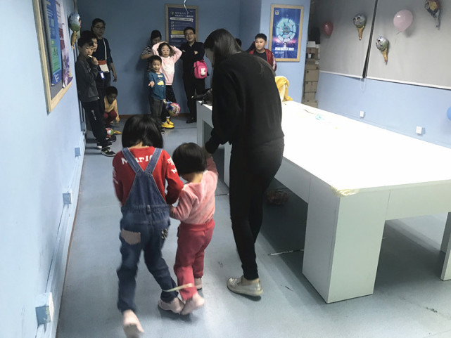 天天上学不开心?来场游戏压压惊!童程童美深圳校区感恩节游戏会