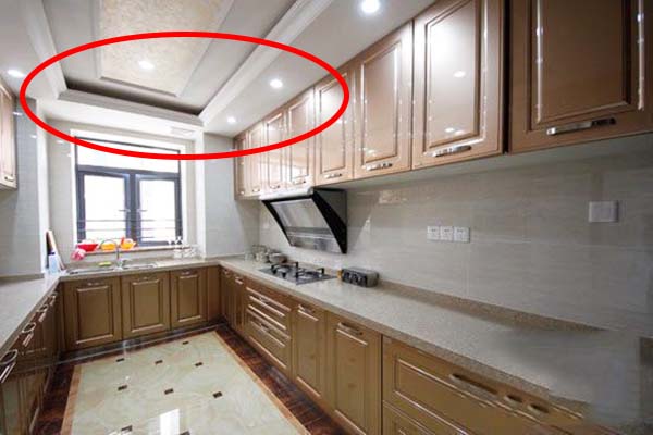 新房装修完一直有人看好不好,新房刚装修完邻居来参观