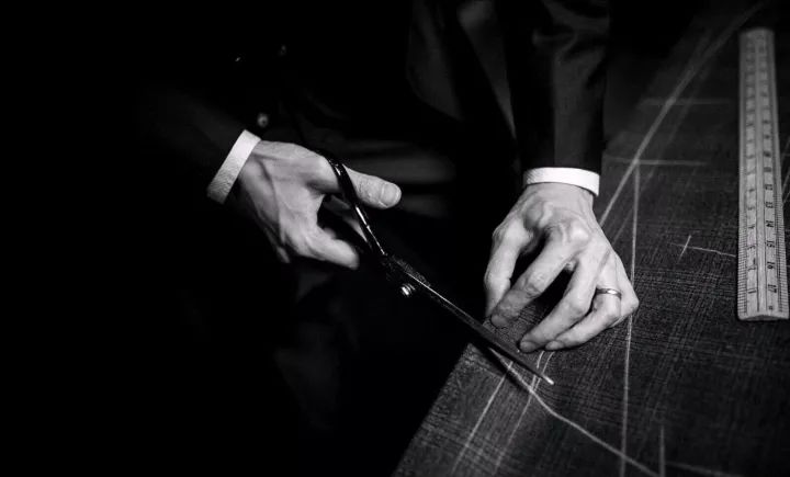 苏州这些禁欲系男神定制店,治好了我多年的小鲜肉综合症