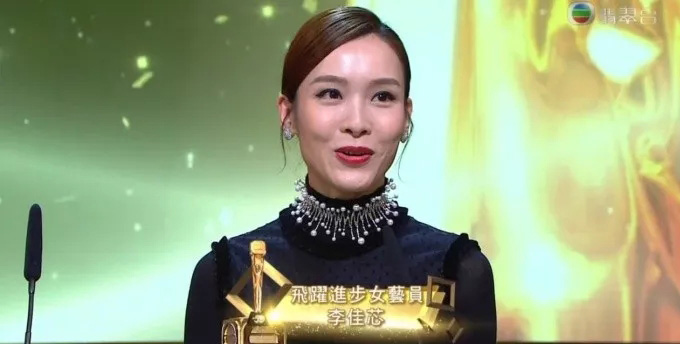 交足戏又有观众缘　她赢「女飞跃」机会大