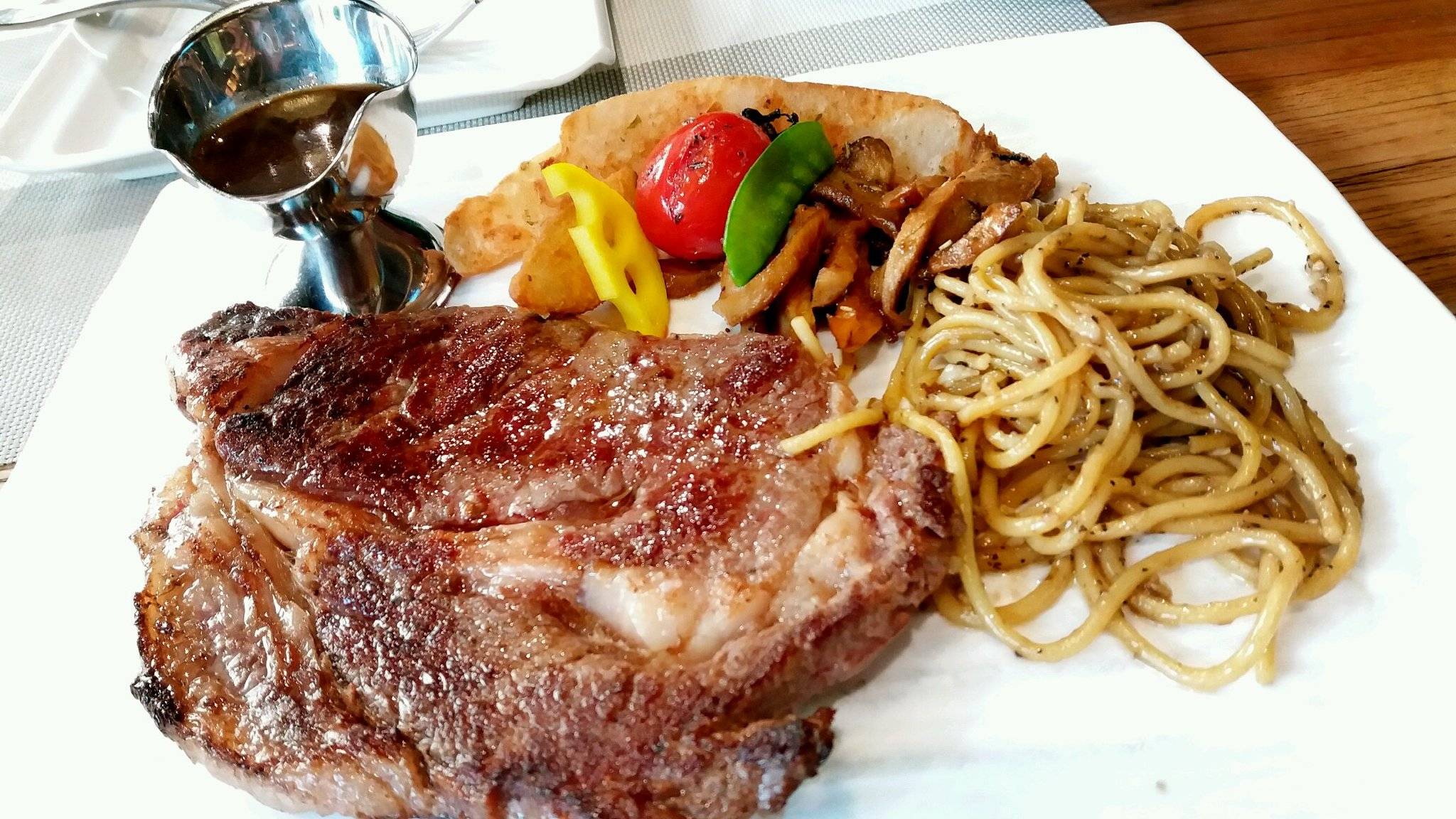 对酒当歌人生得意须尽欢,对酒当歌人生豪迈