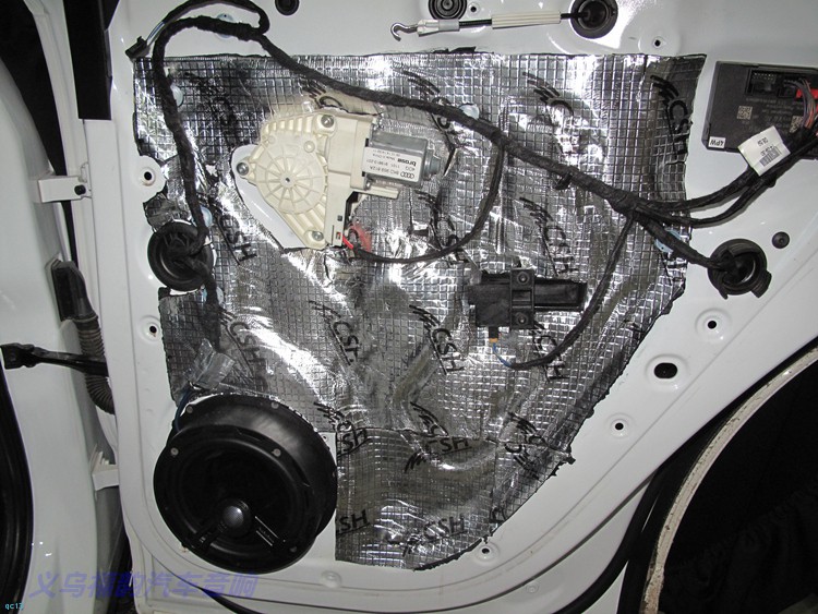 奥迪q5音响喇叭,奥迪q5原装喇叭升级