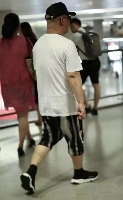 那些丑到爆的潮牌,最近比较火的一个潮牌