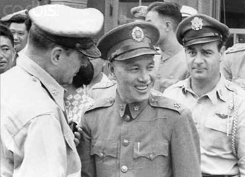 第一任联合国军总司令麦克阿瑟,麦克阿瑟和孙立人是什么关系