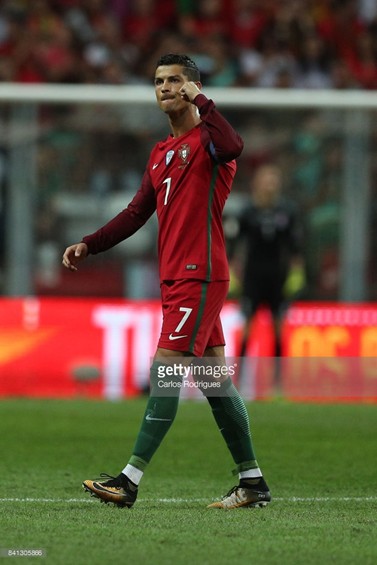 哪款足球鞋最好,适合中国人脚型的足球鞋