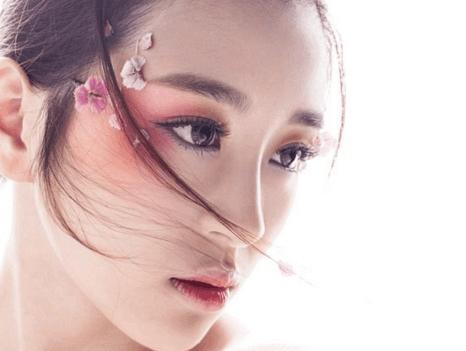 敏感皮肤红血丝用什么清洁,敏感皮肤红血丝怎么治疗