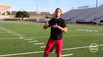 足球大范围转移球怎么踢,足球45度转移示意图