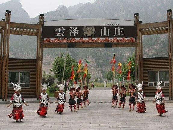 北京房山区温泉哪里好又便宜,北京周边温泉房间带私人泡池