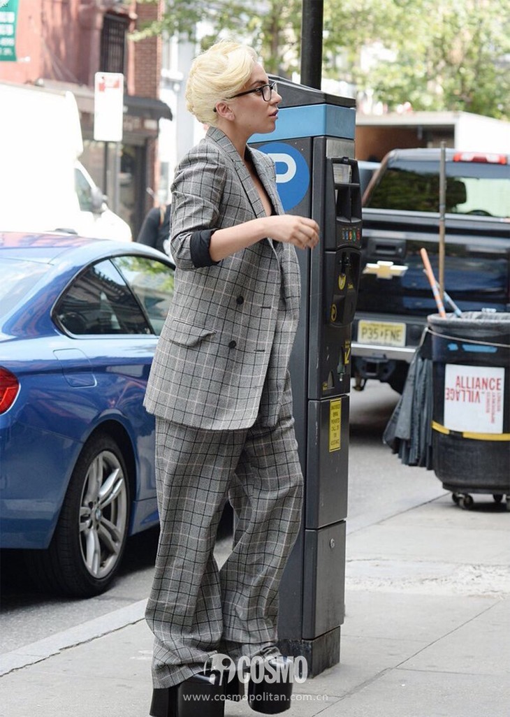 ladygaga的奇装异服前卫,ladygaga现在变美了