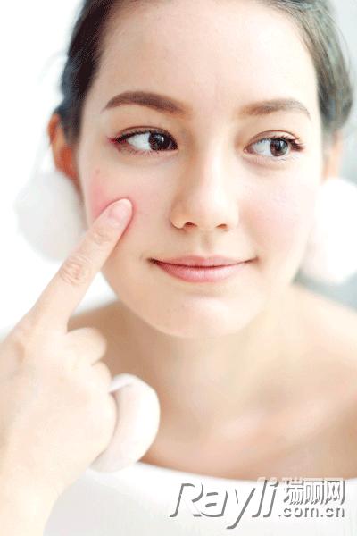 刘嘉玲晒美照状态好,刘嘉玲素颜照判若两人