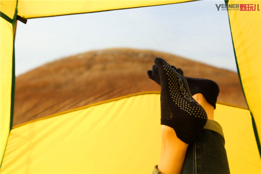 toesox系列防滑男士瑜伽袜大码袜,胶底运动防滑袜测评