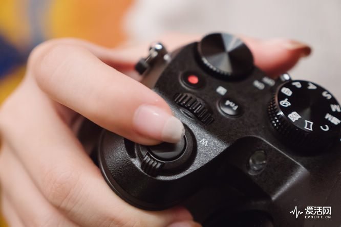 松下fz500相机,松下fz2500拍视频可以不