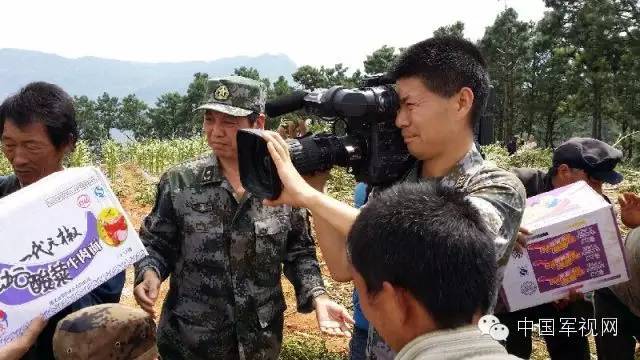 讲述|曾和平：17年军事新闻路虽九死其犹未悔