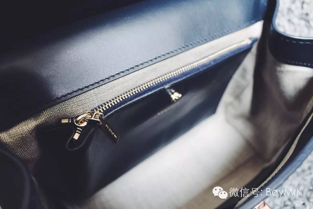 范思哲当季流行包包,范思哲包包是轻奢还是高奢