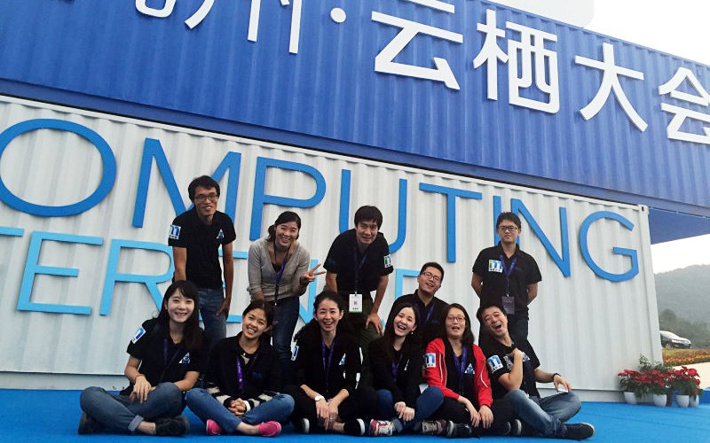 在富士康「蹲监」半个月，他要打造中国版的Oculus