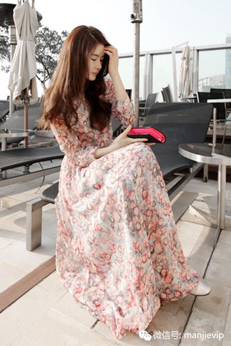 印花系列穿出春季的俏皮和活泼 (夏季潮流宽松百搭日系樱桃花印花)