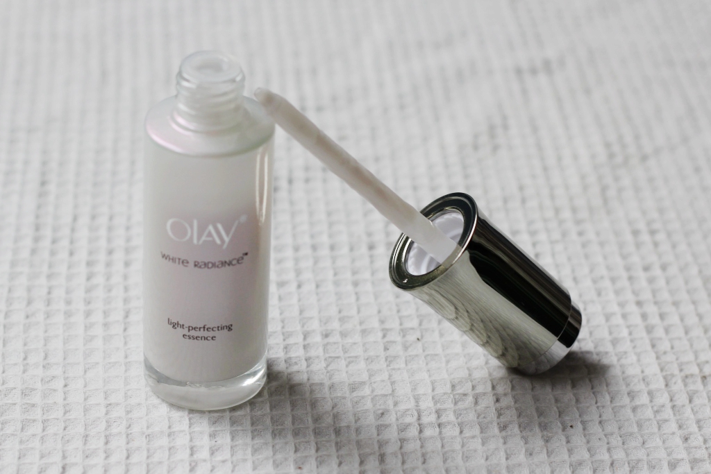 olay水感透白光耀精华露淡斑吗,olay水感透白光塑精华露联名