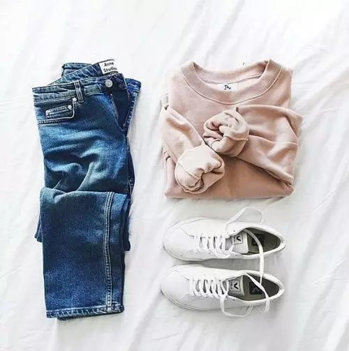 再红红不过小白鞋