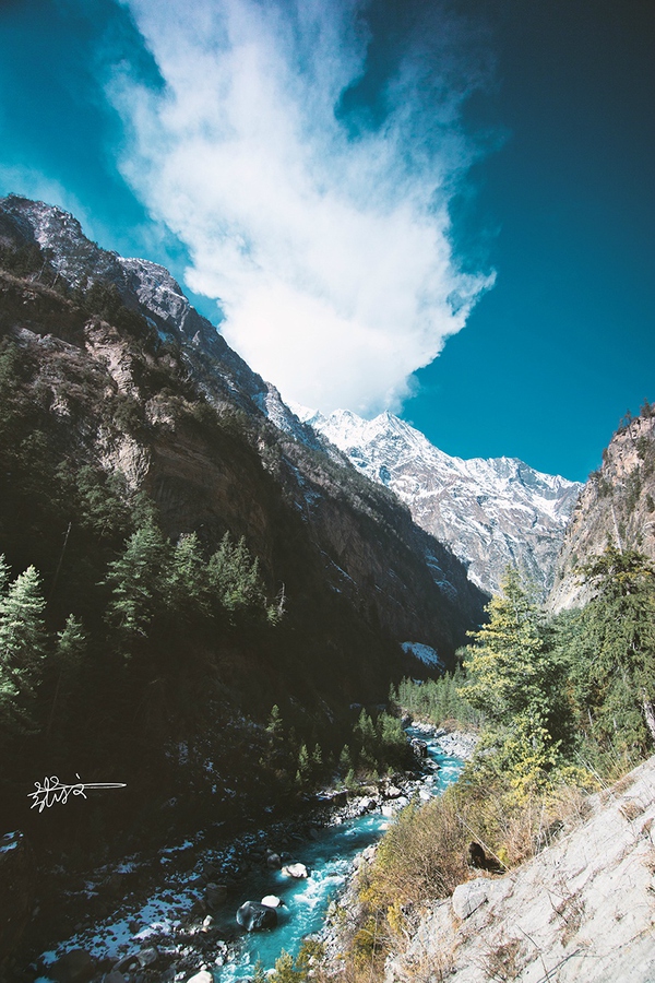 2023年中国史诗级十大徒步路线,徒步旅行路线攻略