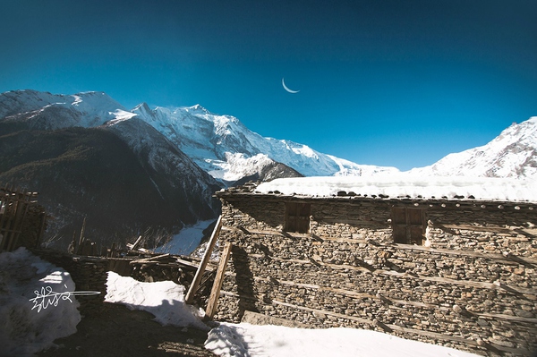 2023年中国史诗级十大徒步路线,徒步旅行路线攻略