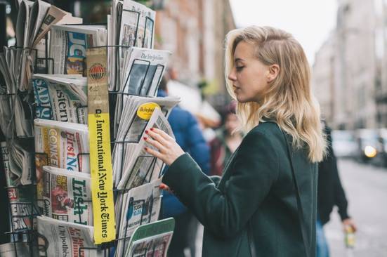 静电衣服沾灰怎么处理,衣物静电粘毛怎么处理
