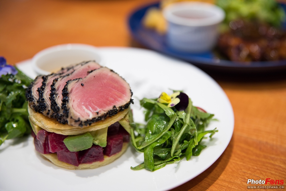 适马18-50mmf2.8缺点和不足,适马24-70f2.8和适马三剑客怎么选