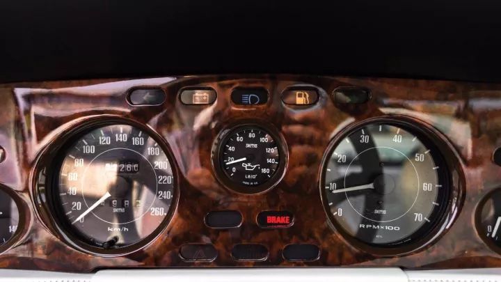 2003年的马丁,阿斯顿马丁为什么没有存在感