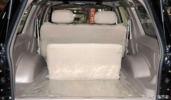 领克03后排能不能全平放倒睡觉 (国产suv可以放平睡觉的车)