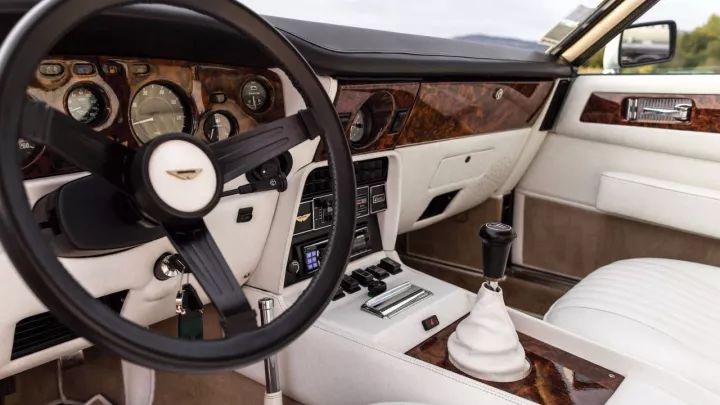 2003年的马丁,阿斯顿马丁为什么没有存在感